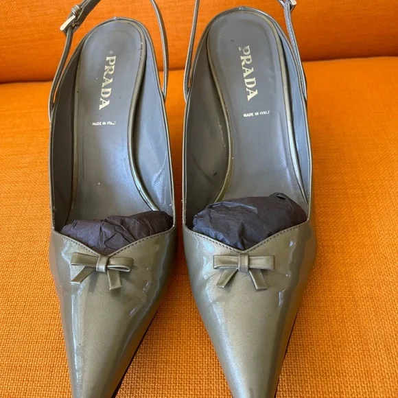 Vintage PRADA Gray kitten HEELS💝HP - Picture 8 of 8
